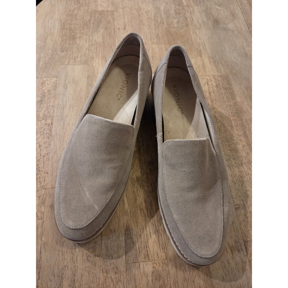 Vionic Kensley suede slip on women's shoe-size 8W